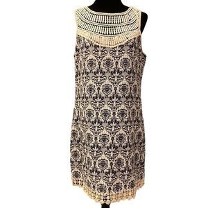 Chelsea & Violet Navy and Ivory Sleeveless Crocheted Lace Sheath Dress‎ Sz L